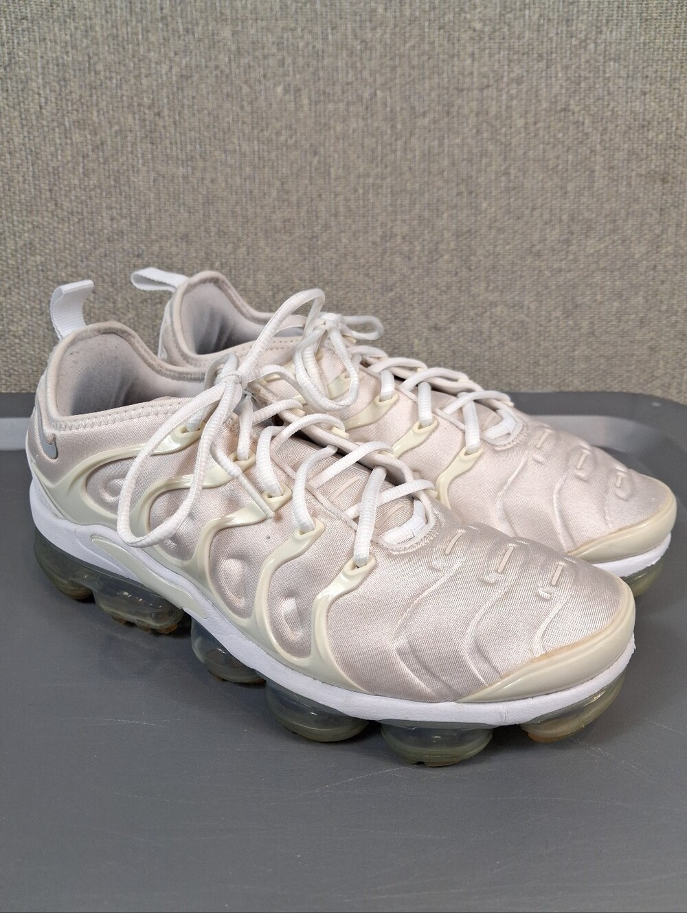 Nike Air VaporMax Plus Hybrid Cushioned Sneakers Sail Cream White Mens Size 9